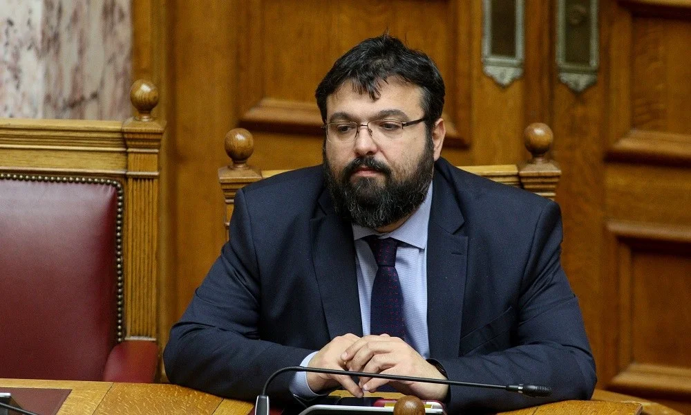 Βασιλειάδης σε βουλευτές του ΣΥΡΙΖΑ: «Δεν κάνω πίσω»