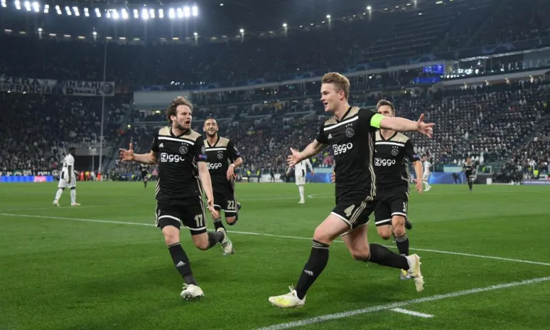 Champions League: Αποθέωση του Άγιαξ απ’ όλη την Ευρώπη