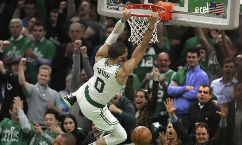 NBA: Δύσκολα οι Σέλτικς, «πάρτι» οι Ρόκετς (vids)