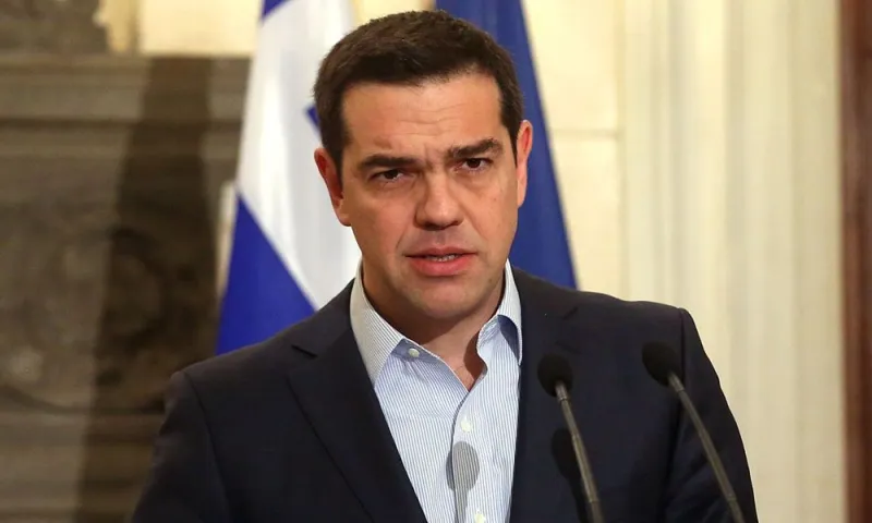 Τσίπρας: «Ο αγώνας για την προστασία της εργασίας είναι συνεχής»