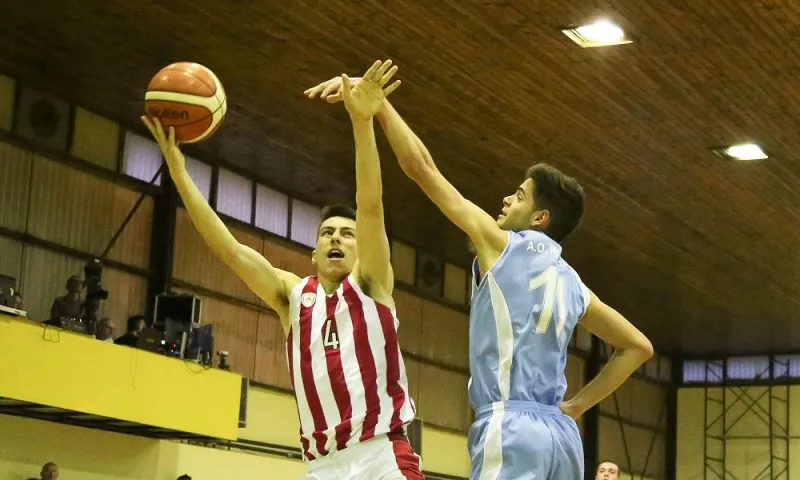 LIVE streaming μετάδοση: Ολυμπιακός - Κολοσσός