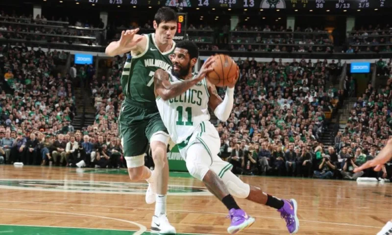 Ίρβινγκ: «Είναι γελοίο να εκτελεί 22 βολές ο Giannis» (vid)
