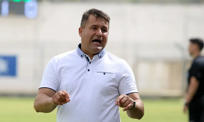 Τροΐζι: «Κάποιος παίκτης τραυματίστηκε στον… ύπνο του»!
