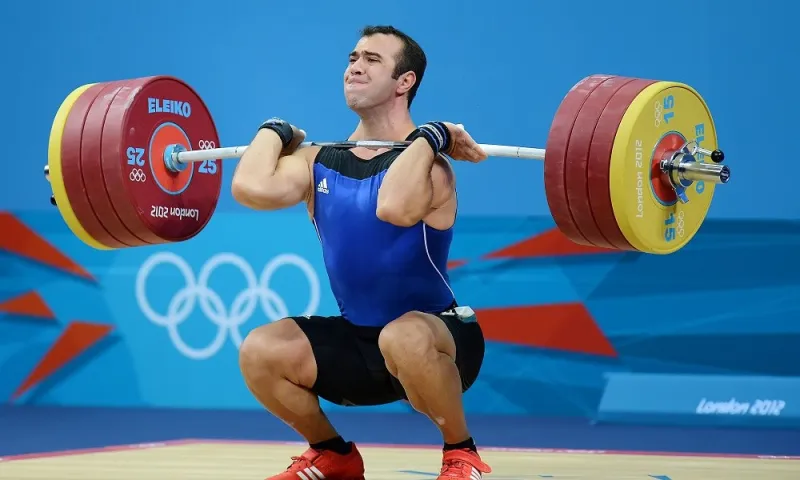 Άρση βαρών: Μένει στους Ολυμπιακούς Αγώνες