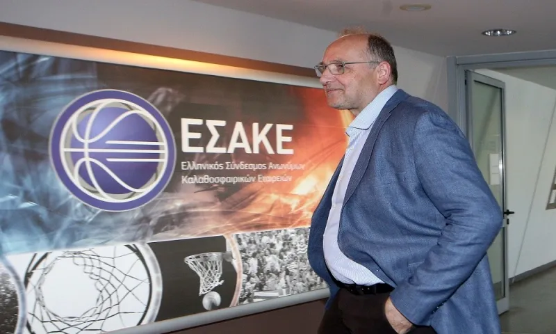 ΕΣΑΚΕ: Αποχώρησαν Λιόλιος και Γουλιέλμος