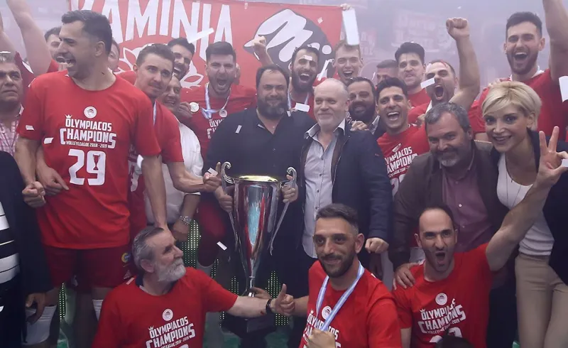 Μαρινάκης: «Θριαμβευτική κατάκτηση»