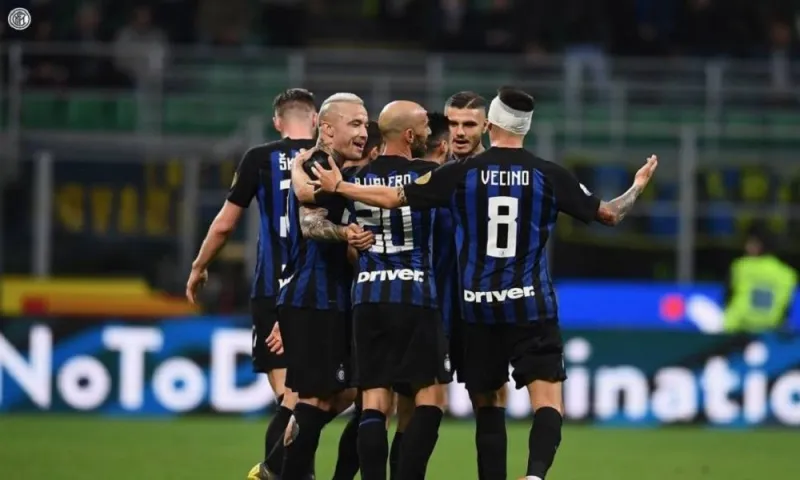 Ίντερ-Κιέβο 2-0: Μία νίκη μακριά από το «σεντόνι»