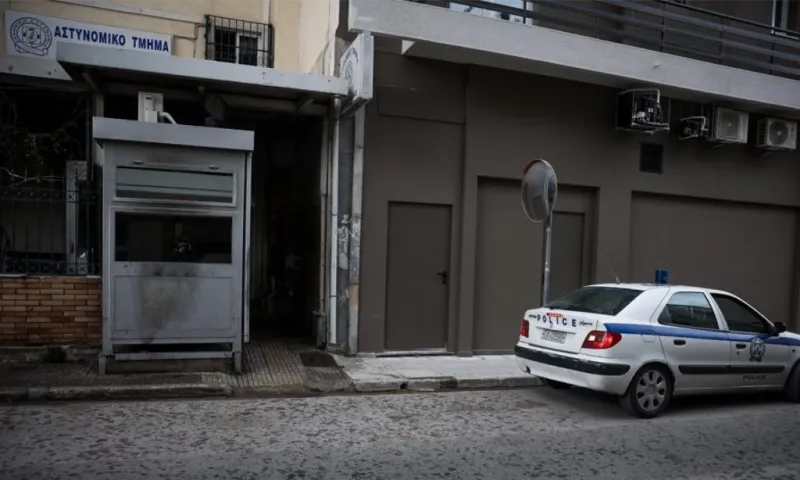 Επίθεση με μολότοφ στο ΑΤ Καισαριανής