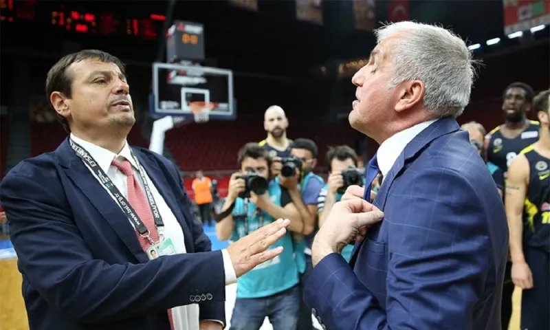 Euroleague: Η «μάχη» Ομπράντοβιτς - Αταμάν (vid)