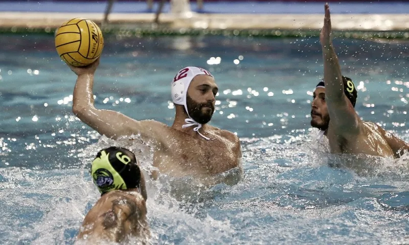 Ολυμπιακός-Βερόνα 11-5: Στους «8» με Μπρέσια