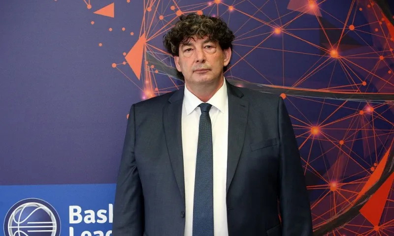 Γαλατσόπουλος: «Να τελειώσει το πρωτάθλημα, προχωράμε σε τομές»