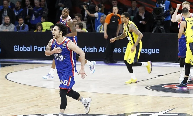 Φενερμπαχτσέ - Αναντολού Εφές 73-92 (vid)