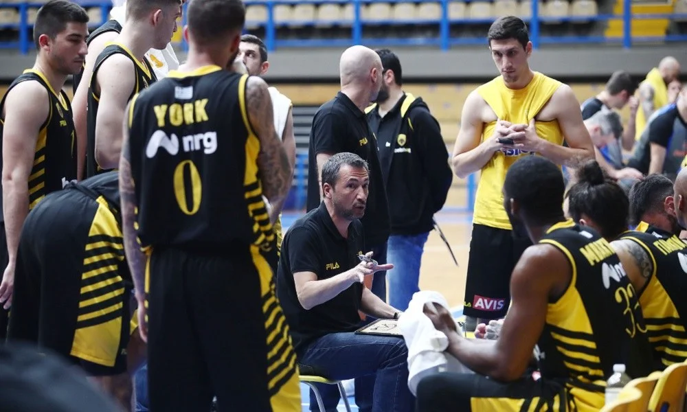 ΑΕΚ: Έντονος προβληματισμός, «γκάζια» ο Μπάνκι