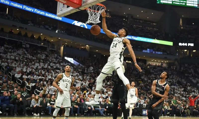 Αντετοκούνμπο: Ένας MVP αξίας 247 εκατομμυρίων!