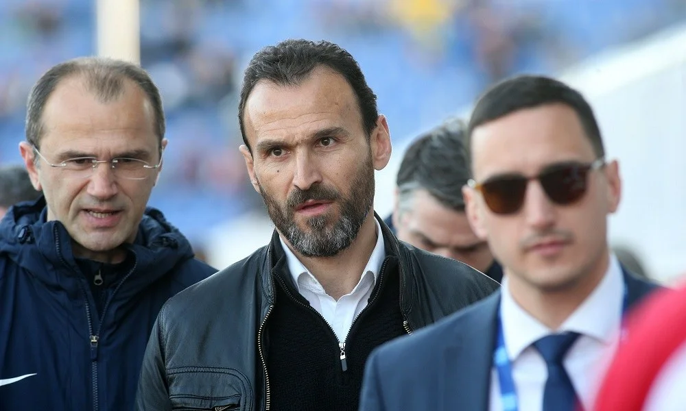 Ο Νταμπίζας δεν έχει μιλήσει για ανανεώσεις