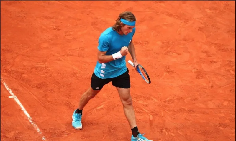 Τσιτσιπάς: Πέρασε στον τρίτο γύρο του «Roland Garros»!