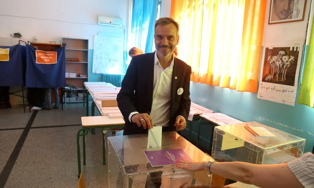 Δήμος Θεσσαλονίκης: Στο δεύτερο γύρο ο Ζέρβας