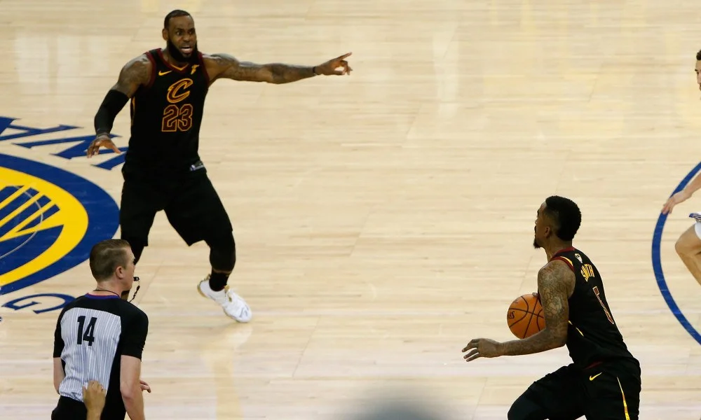 NBA: Ένας χρόνος από την γκάφα του Τζέι Αρ Σμιθ (vid)
