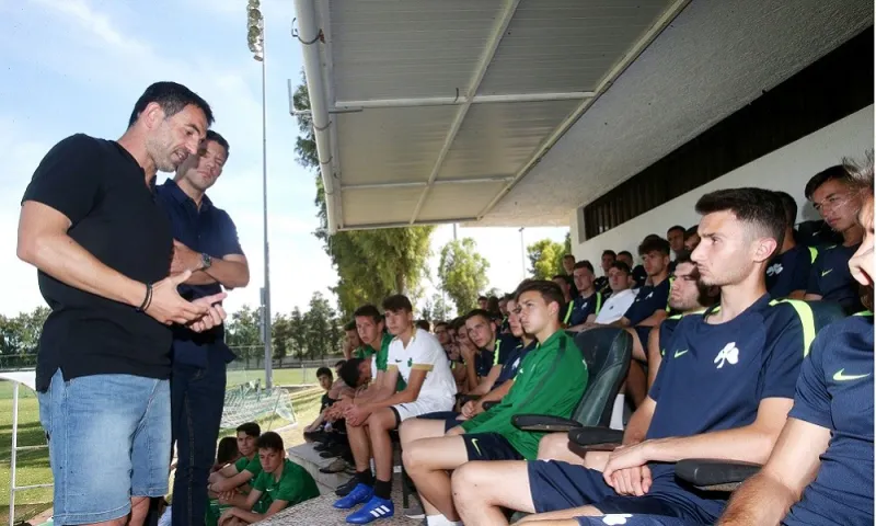 Καραγκούνης: «Να έχετε ψώνιο για το ποδόσφαιρο»