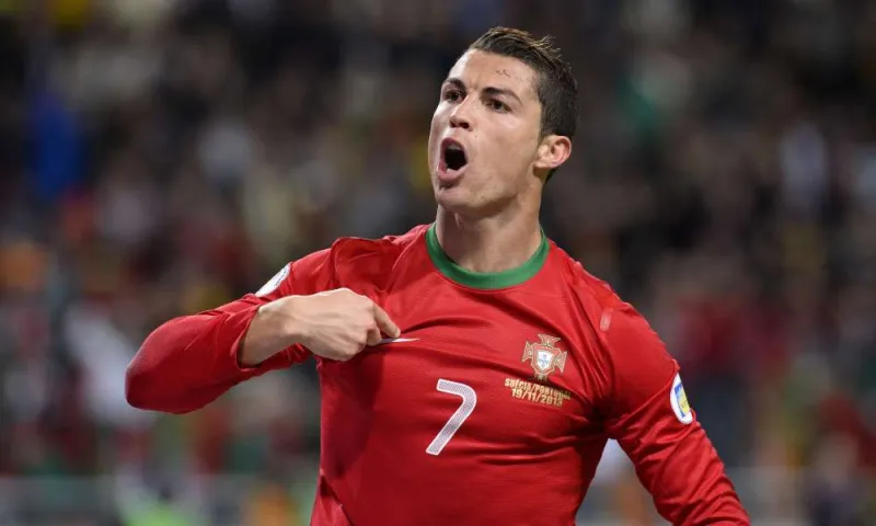 Nations League: Με τα... βλέμματα στο τρόπαιο (vid)