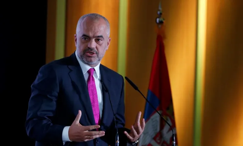 Αλβανία: Σοβαρά επεισόδια έξω από το κοινοβούλιο