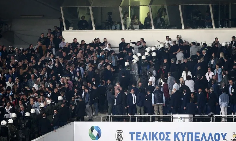 Τελικός Κυπέλλου Ελλάδας: Πρόστιμα σε ΠΑΟΚ και ΑΕΚ