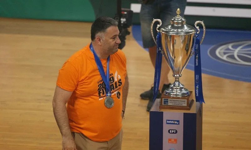 Γιατράς: Ο Πιτίνο και ο… Αδαμαντίδης!