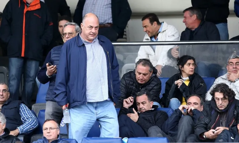 ΝΠΣ Βόλος: Θέλει όλη την άμυνα του ΠΑΟΚ!