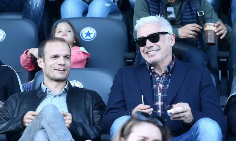 Νικοπολίδης: «Άδειασμα» σε Παπασταθόπουλο
