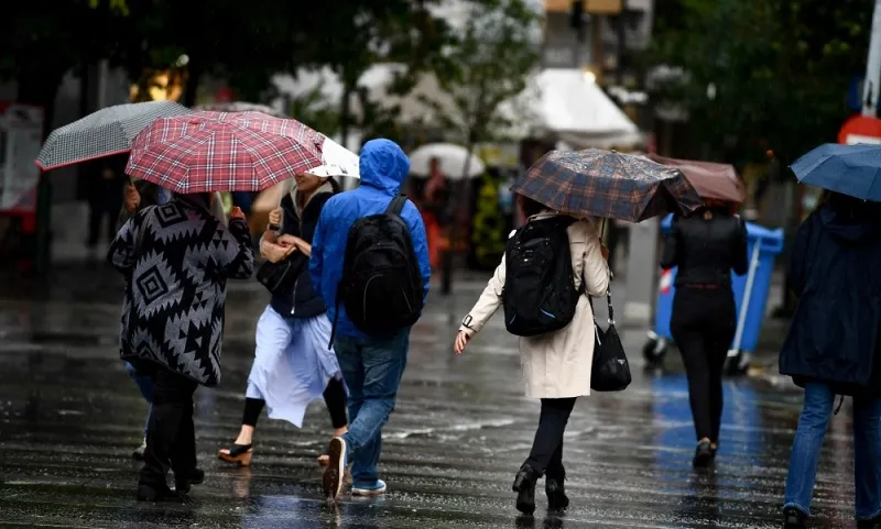 Καιρός: Καταιγίδες και χαλάζι σήμερα