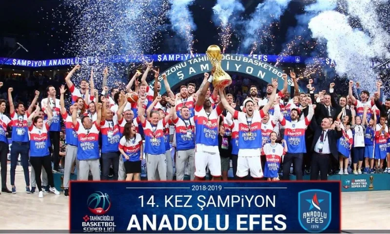 Εφές: Διέλυσε τη Φενέρ και πήρε το πρωτάθλημα!
