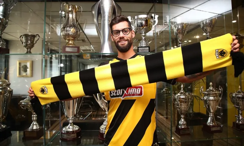 Σιμάο: «Ευτυχισμένος που ήρθα στην ΑΕΚ» (vid)