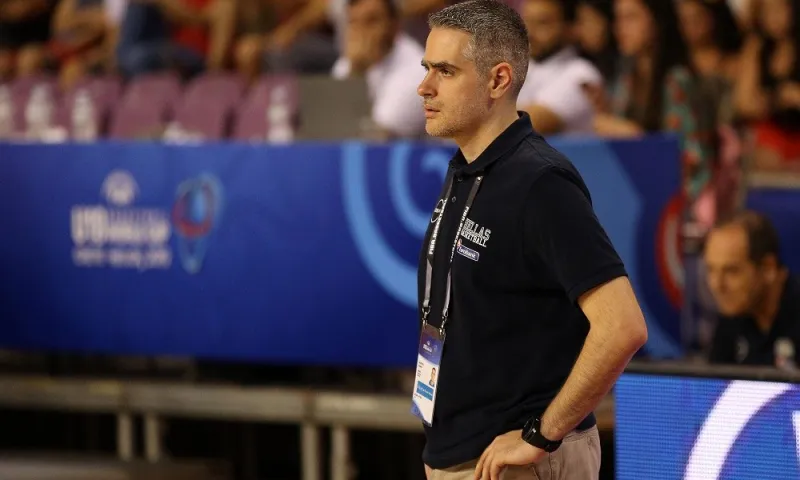 Καστρίτης: «Η Εθνική μπορεί να παίξει καλύτερα»