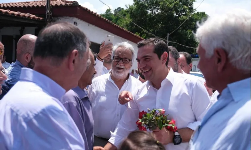 Αλέξης Τσίπρας: Στο… γήπεδο του ΣΚΑΪ