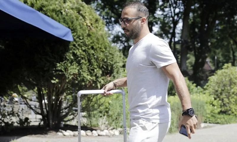 Άρης: Έφτασε στην Ολλανδία ο Φετφατζίδης (pics)