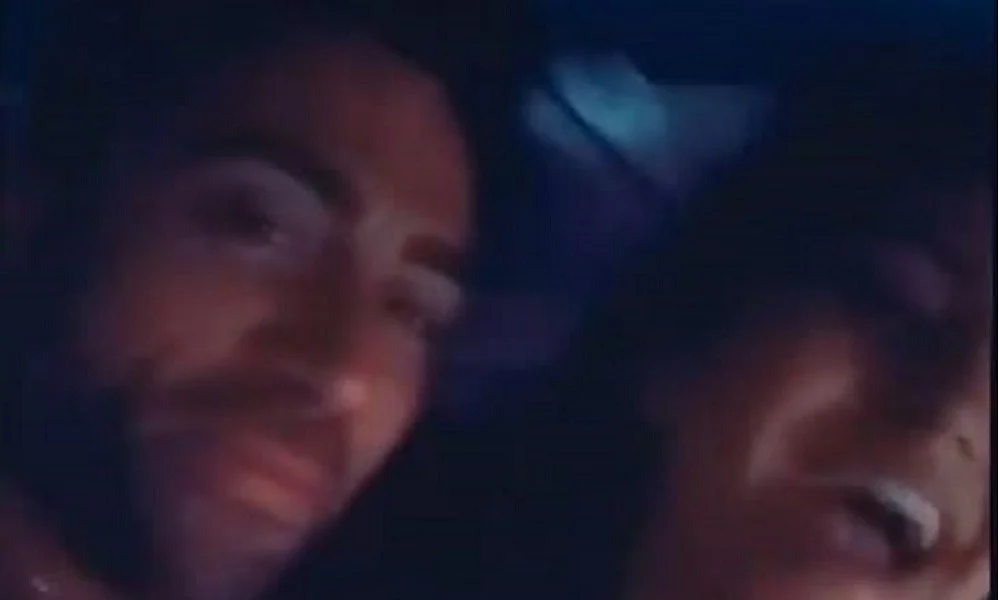 Power of Love: Διέρρευσε «πικάντικο» video