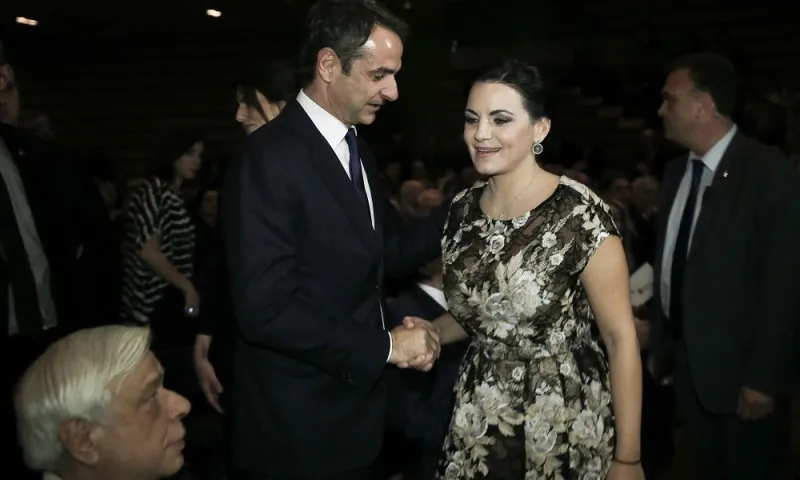 Όλγα Κεφαλογιάννη: Αν θες τα πολλά, χάνεις και τα «λίγα»