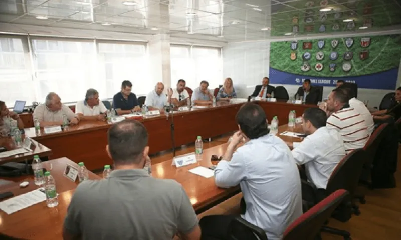 Super League 2: Σέντρα στις 15/9, εφόσον...