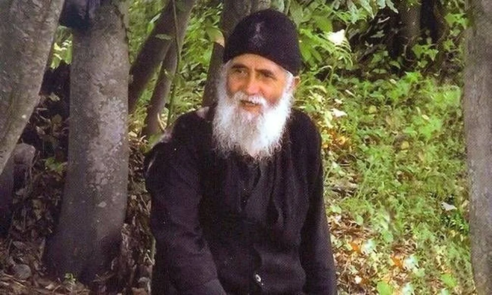 Σαν σήμερα εκοιμήθη ο Όσιος Παΐσιος ο Αγιορείτης