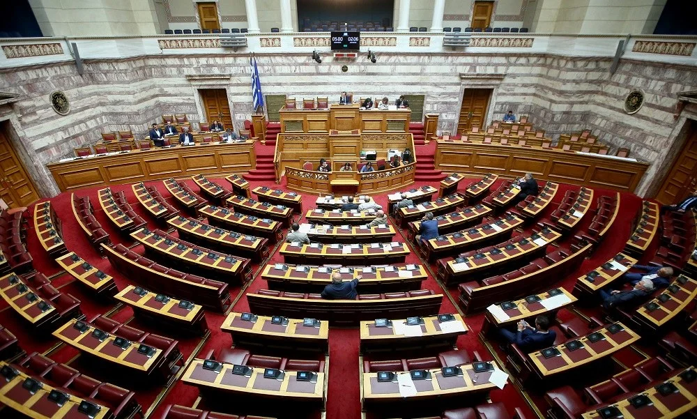 Live streaming η ορκωμοσία της νέας Βουλής (vid)
