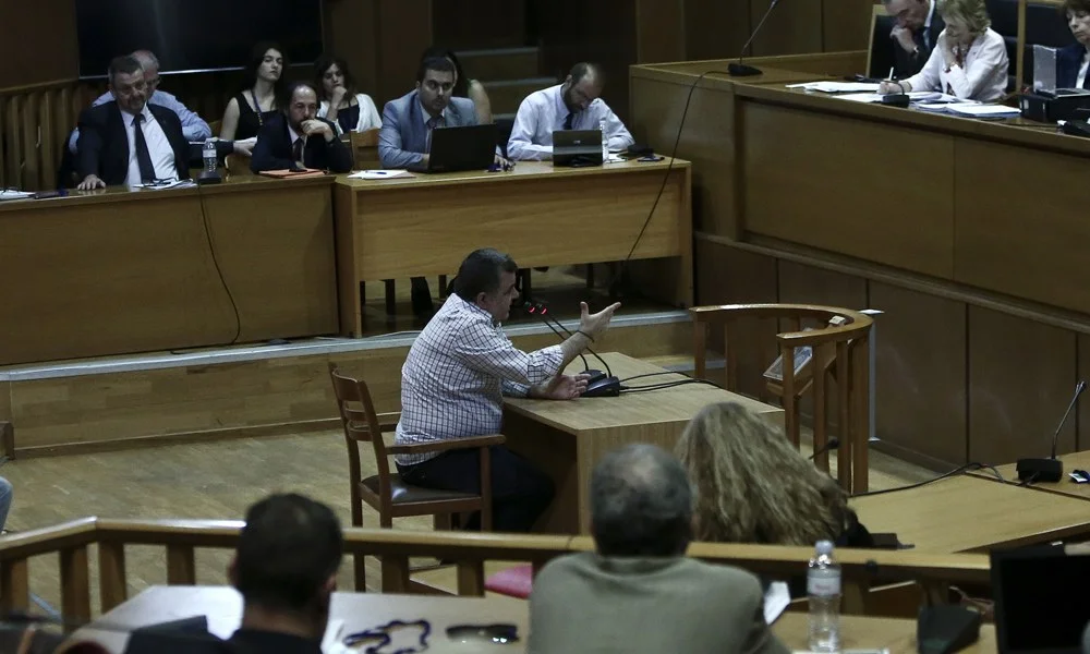 Ρουπακιάς: Προκαλεί στην περιγραφή της δολοφονίας Φύσσα!
