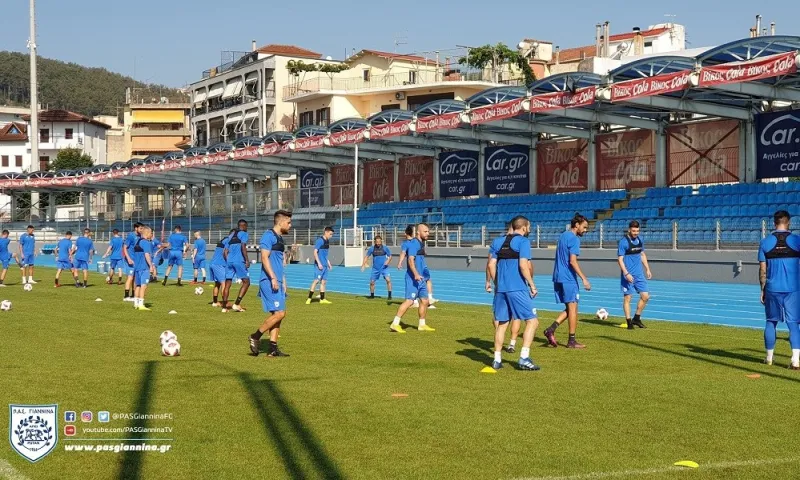 ΠΑΣ Γιάννινα: Αναχώρηση και αρχηγοί