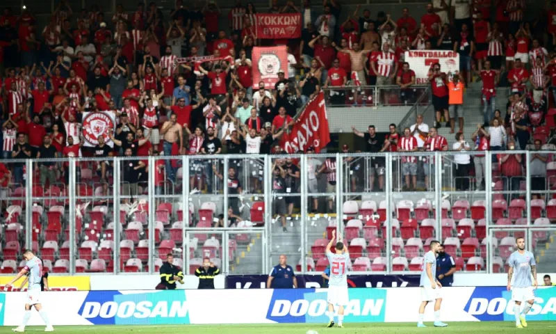 Πλζεν-Ολυμπιακός: Εντυπωσιακός ο κόσμος του