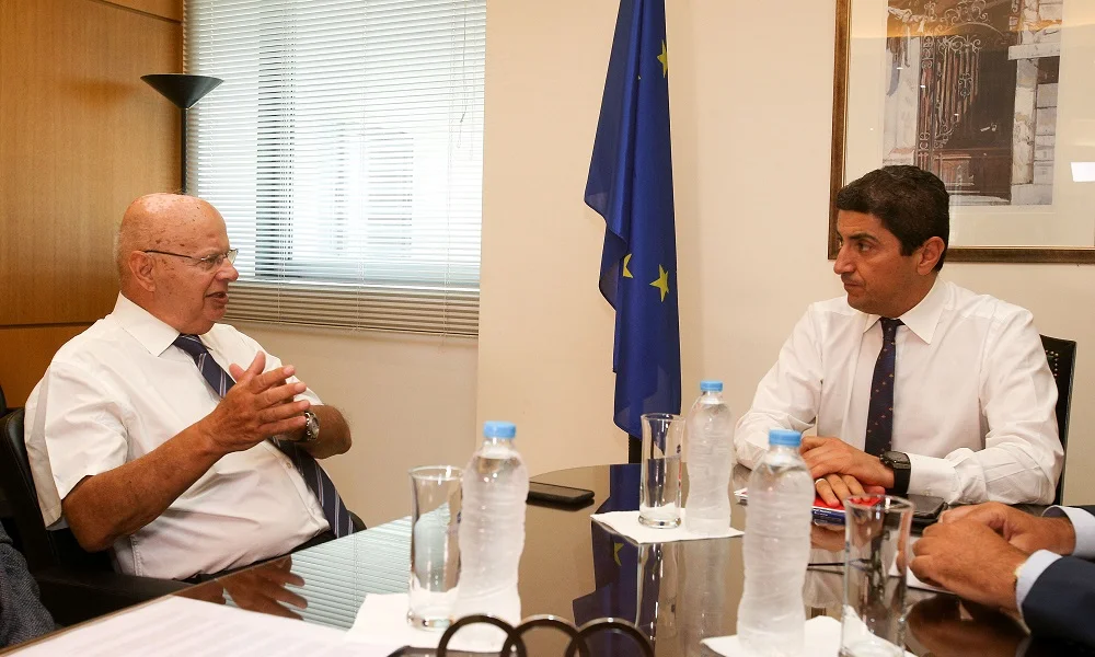 Ολυμπιακός: Κράτος και Ομοσπονδία ψάχνουν λύση