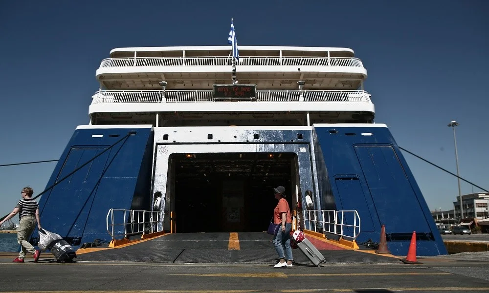 Καλοκαίρι 2019: Άρχισε η μεγάλη έξοδος των διακοπών (vid)