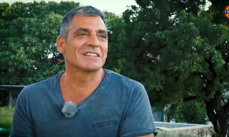 Σερβετάς: Η… περιπέτεια του στα διόδια Θεσσαλονίκη-Αθήνα (vid)