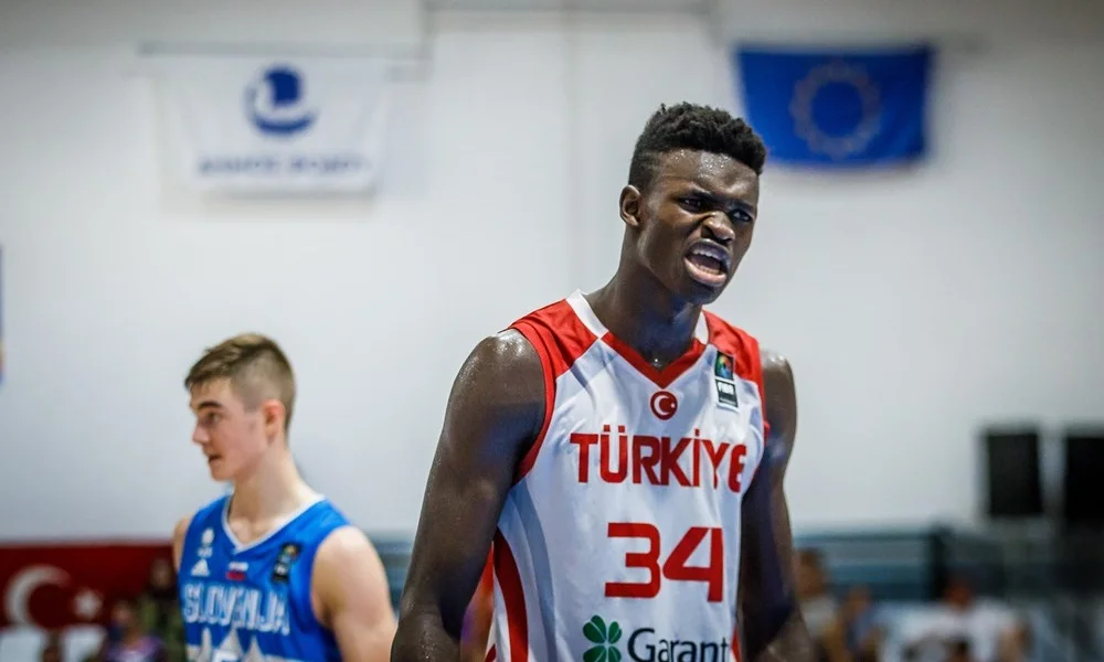 Ευρωμπάσκετ U18: Η Τουρκία στον τελικό