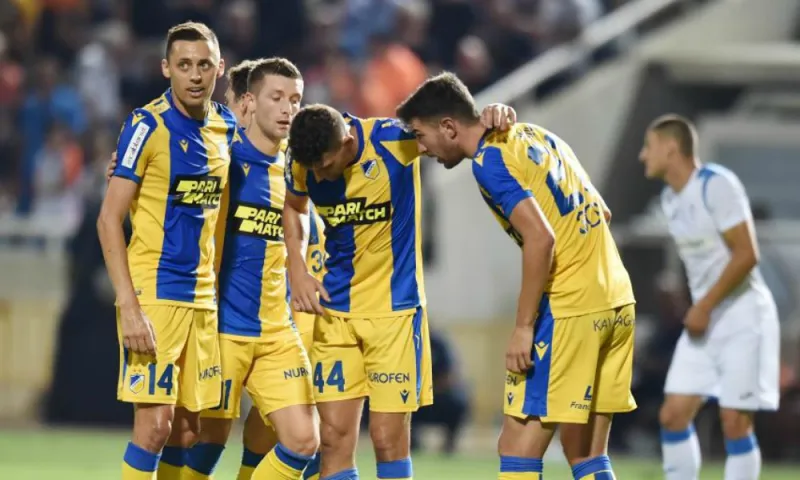 ΑΠΟΕΛ - Καραμπάγκ 1-2: Στο 95' βρήκε την ελπίδα