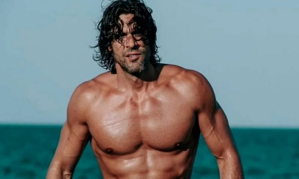 Σπαλιάρας: Θα παίξει σε γνωστή σειρά του Netflix (vid & pic)