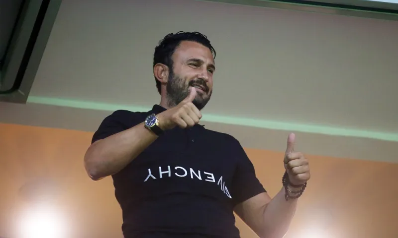 Καρυπίδης: «Θα πεθάνετε στο γήπεδο»!